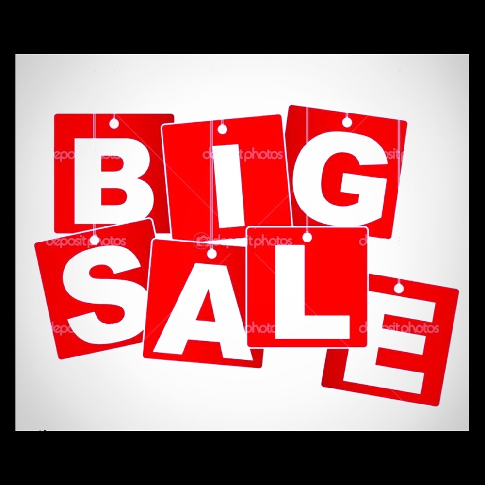 Price ✂️ STEAL 🌟🌟SALE $$ ON WHOLE CLOSET!! 🌟🌟